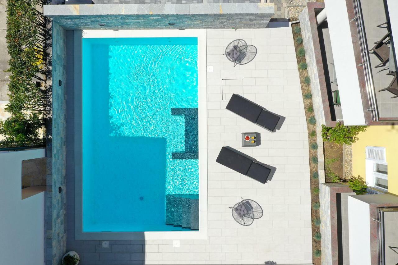 Luxury Villa Nada With Pool Петркане Екстериор снимка