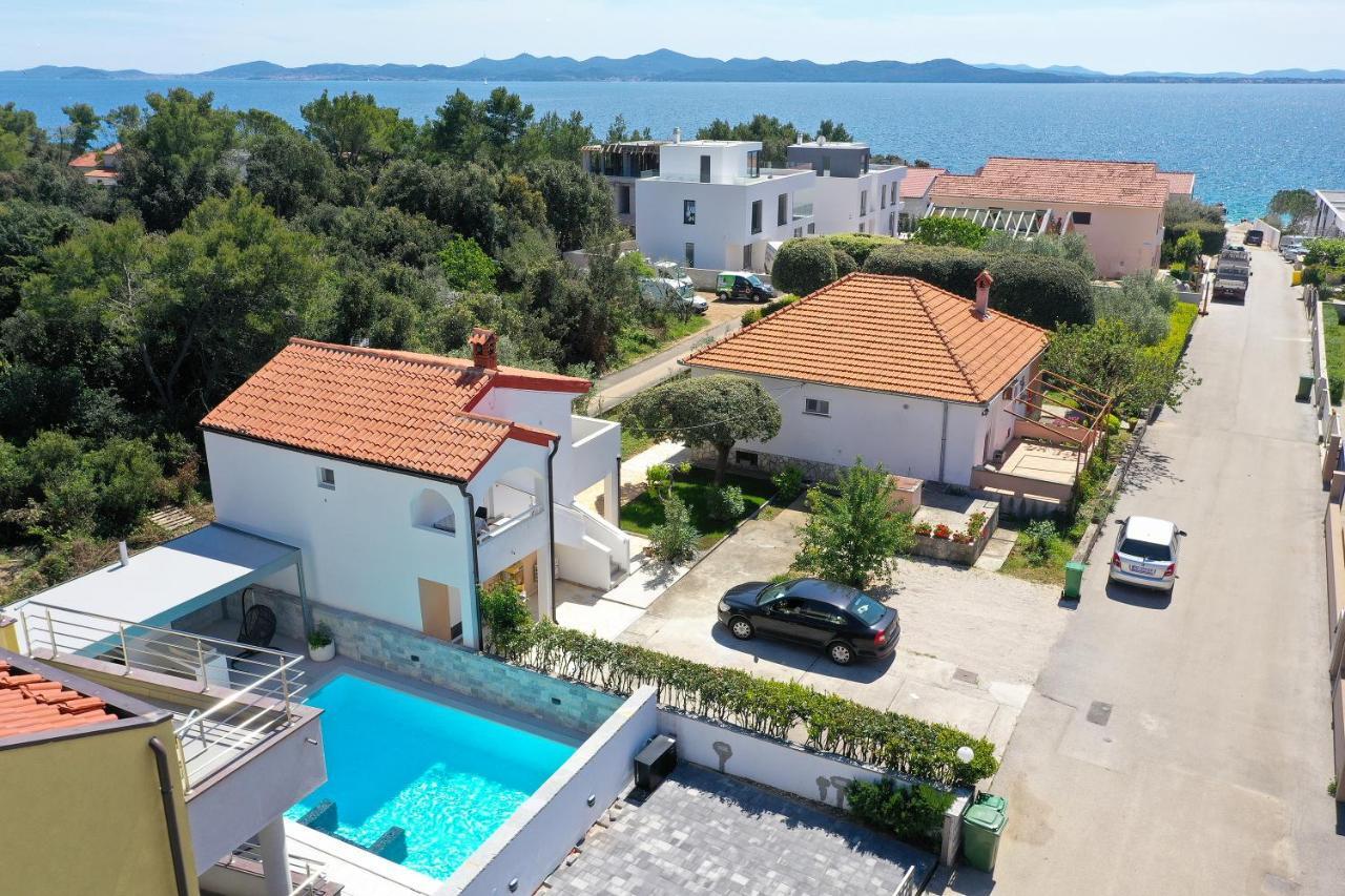 Luxury Villa Nada With Pool Петркане Екстериор снимка