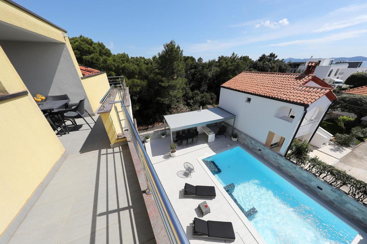 Luxury Villa Nada With Pool Петркане Екстериор снимка